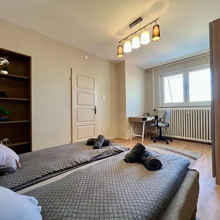 Centre Gambrinus Flat Apartmán Debrecín