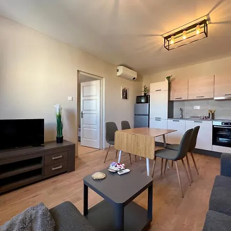 Centre Gambrinus Flat Debrecen